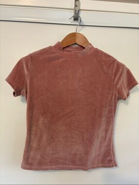 Forever 21 Velvet Pink Mock Neck T-Shirt Size Large Cottagecore Spring Capsule